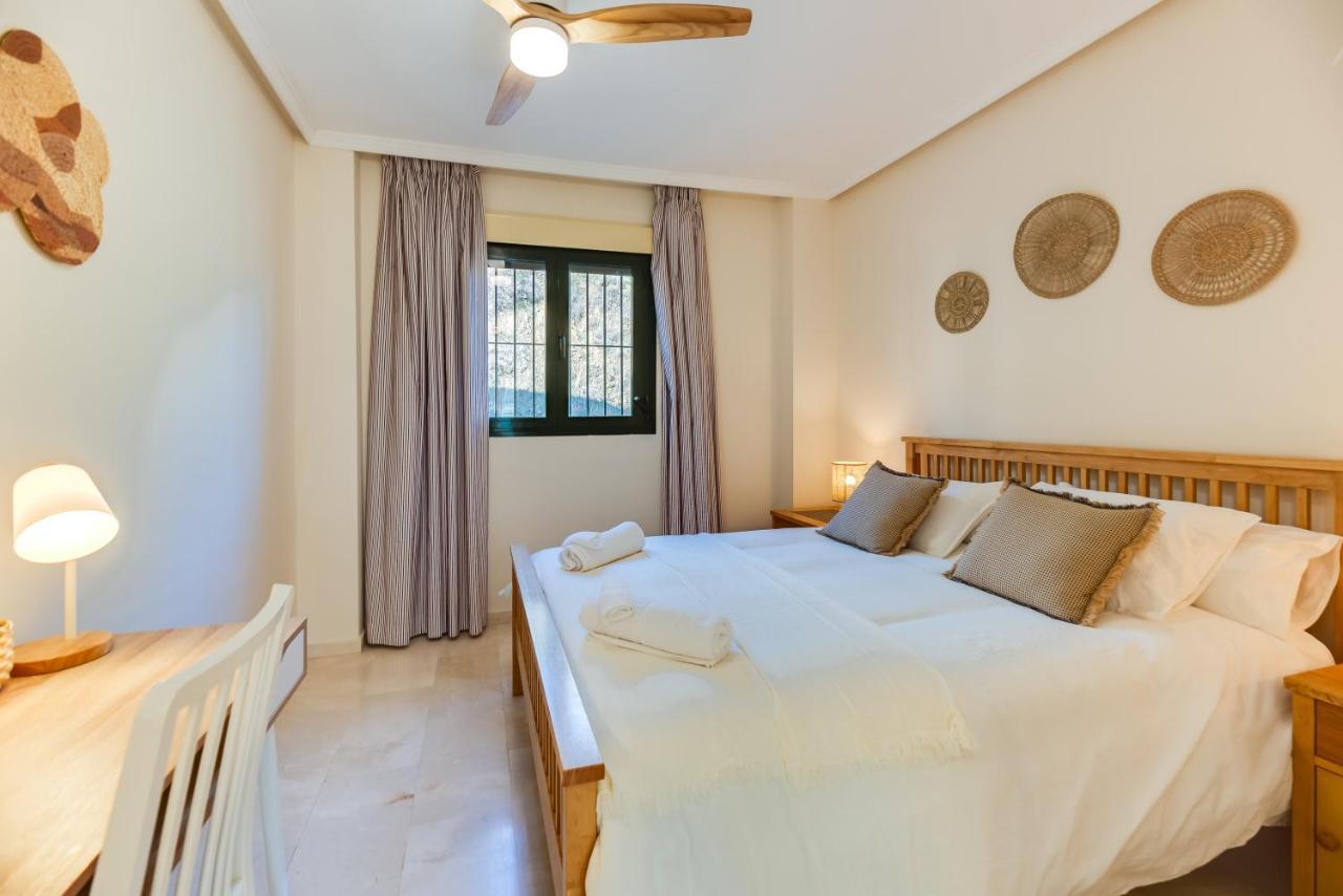 Vb Amapolas 2Bdr Sea Views & Relax Benalmadena Bagian luar foto