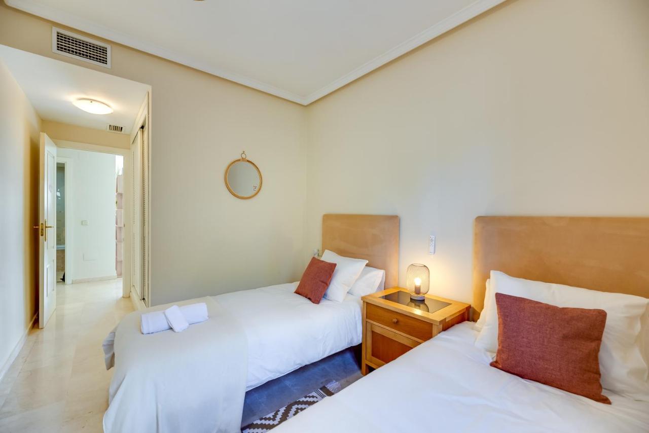 Vb Amapolas 2Bdr Sea Views & Relax Benalmadena Bagian luar foto